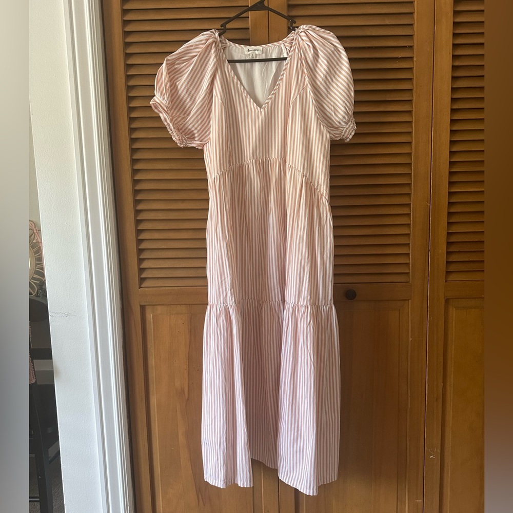Elegant Pink Striped Midi Dress